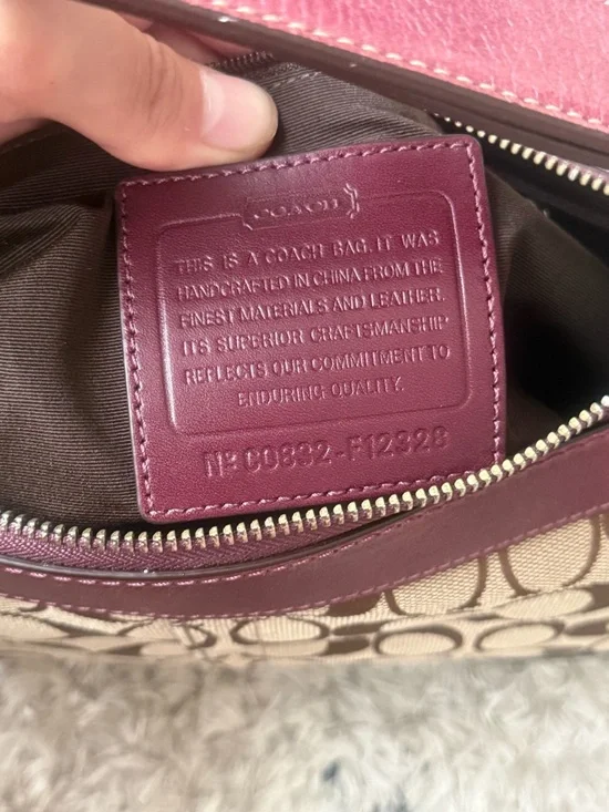 NWT COACH 2008 SIGNATURE & PLUM EAST WEST DUFFLE - Picture 4 of 6